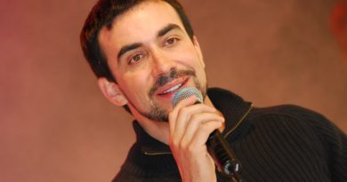 Padre Fábio de Melo acusado de heresia - católicos pedem sua saída