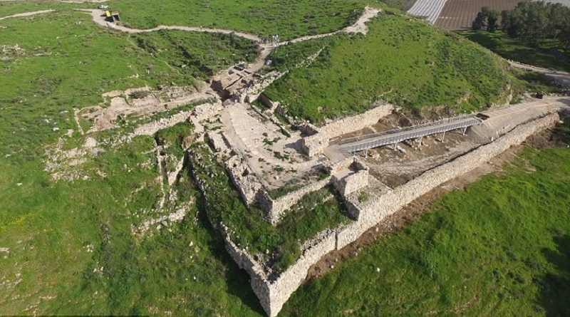 Descoberta arqueológica em Laquis confirma relato bíblico sobre o rei Ezequias