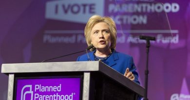 Maior clínica de abortos dos EUA anuncia risco de falência após derrota de Hillary