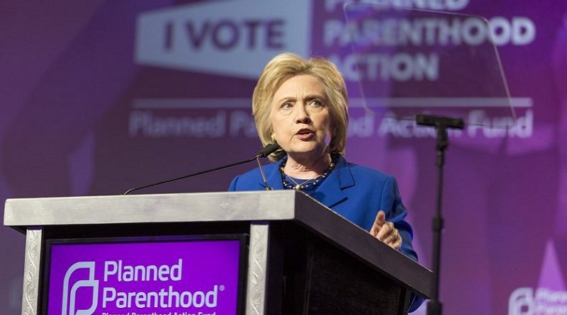 Maior clínica de abortos dos EUA anuncia risco de falência após derrota de Hillary