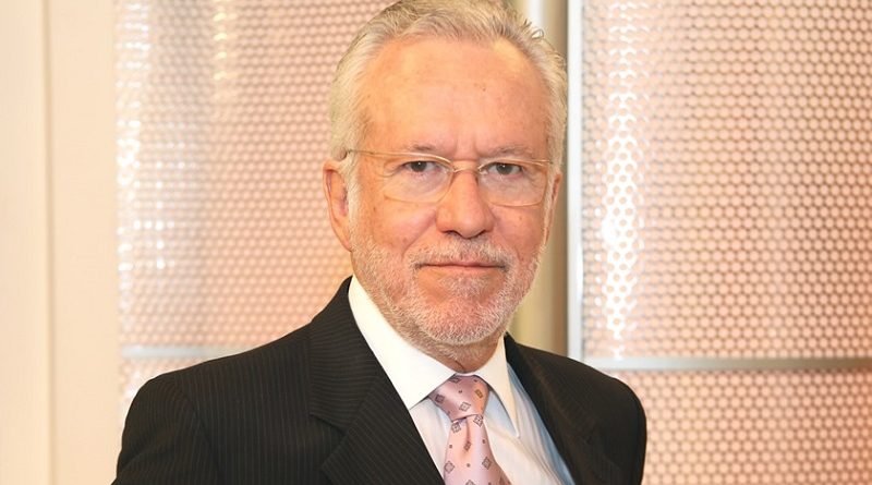 Jornalista Alexandre Garcia alerta: Ideologia de Gênero é abuso infantil