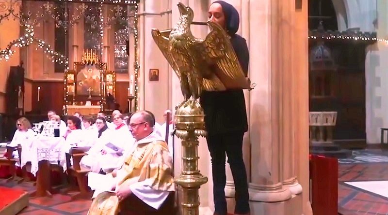 Texto do Alcorão que nega divindade de Jesus foi lido em Igreja